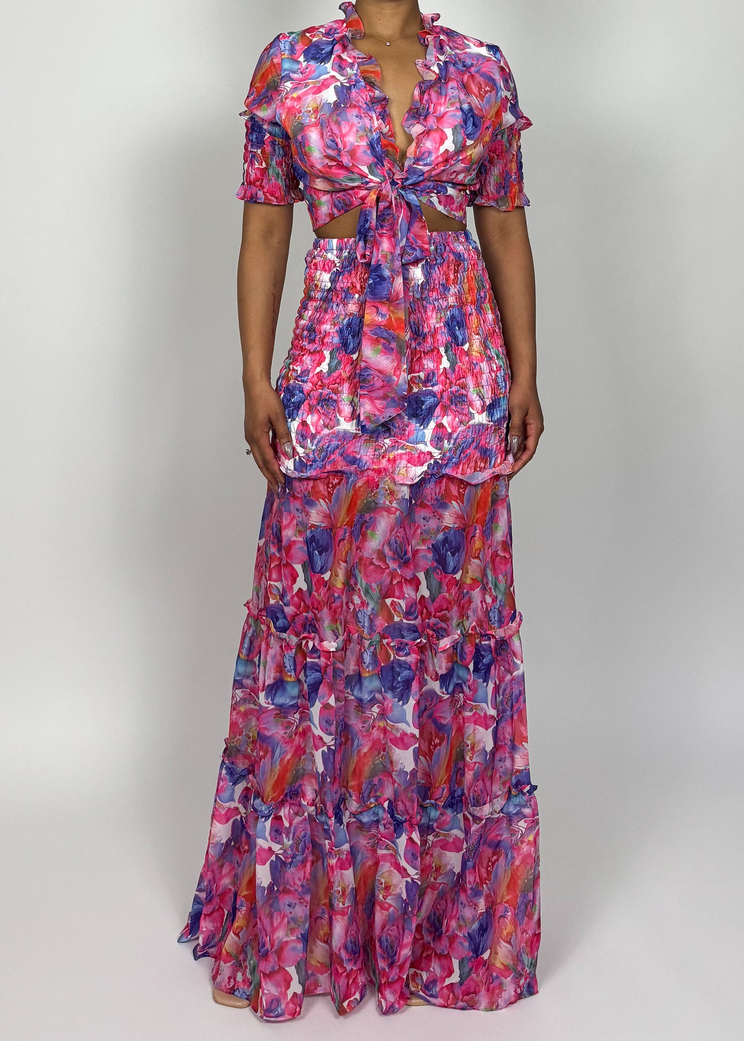 Summer vacation dress
Beach wedding guest outfit
Resort wear maxi dress
Tropical holiday outfit
Elegant brunch attire
Spring/summer party dress
Festival boho outfit
Floral print maxi dress
Cutout waist dress
Ruffled sleeve dress
Flowy tiered maxi
Lightweight chiffon dress
Vibrant watercolor print dress
Bohemian-inspired gown
